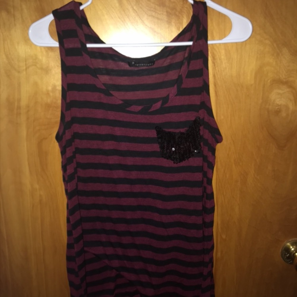 Forever 21 tank